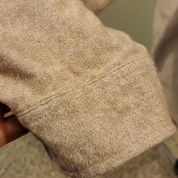 🤎Universal Thread🤎 JUNIORS XXL tan, soft button up - Picture 5 of 6